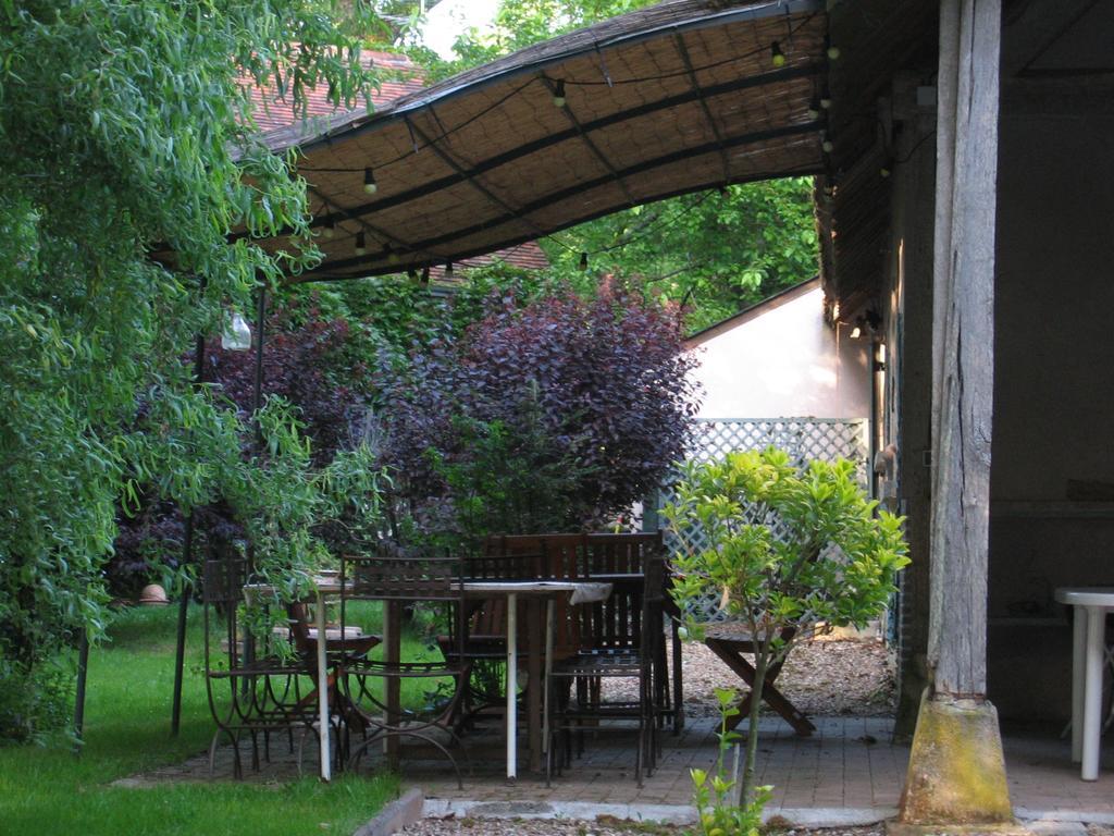 Bed and Breakfast Logis De La Paqueraie Saint-Branchs Esterno foto