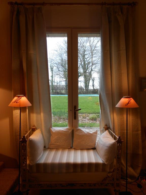 Bed and Breakfast Logis De La Paqueraie Saint-Branchs Esterno foto