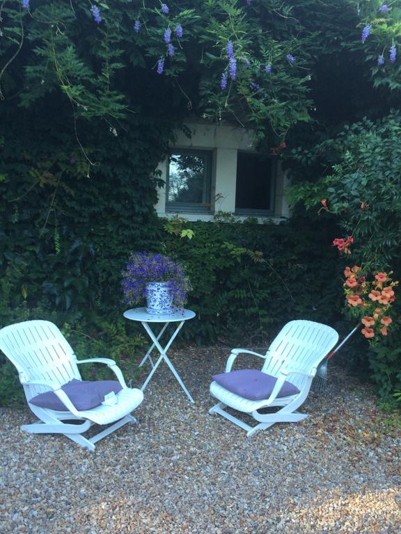 Bed and Breakfast Logis De La Paqueraie Saint-Branchs Esterno foto
