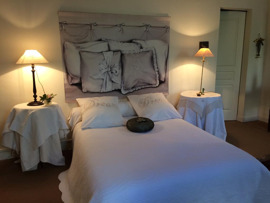 Bed and Breakfast Logis De La Paqueraie Saint-Branchs Esterno foto