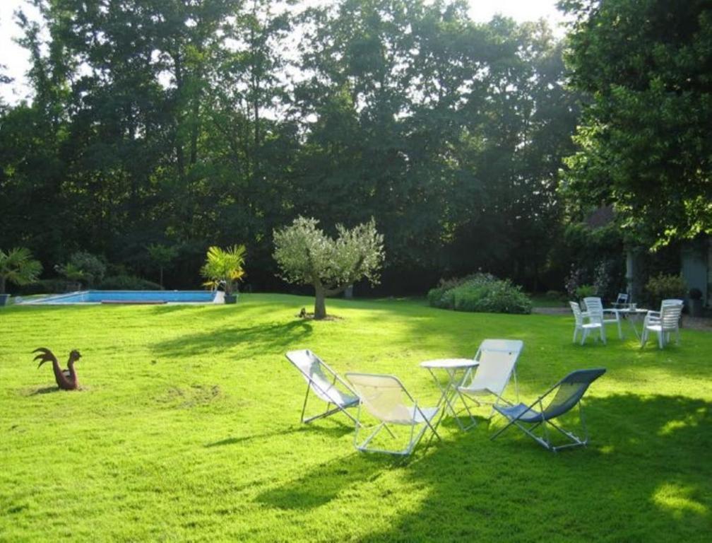 Bed and Breakfast Logis De La Paqueraie Saint-Branchs Esterno foto
